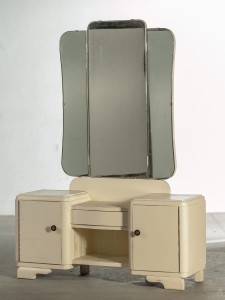 Oryginalna toaletka z lat 50-tych