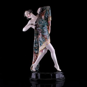 KERAMOS - Kobieta tancerka ok.1920-1930r.